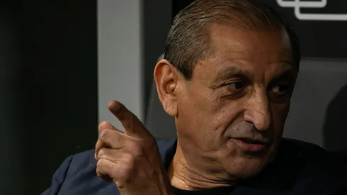 MG - BELO HORIZONTE - 28/07/2024 - BRASILEIRO A 2024, ATLETICO-MG X CORINTHIANS - Ramon Diaz tecnico do Corinthians durante partida contra o Atletico-MG no estadio Arena MRV pelo campeonato Brasileiro A 2024. Foto: Fernando Moreno/AGIF