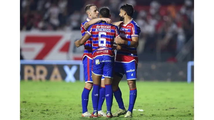 Fortaleza encara o Rosario Central pela Libertadores.