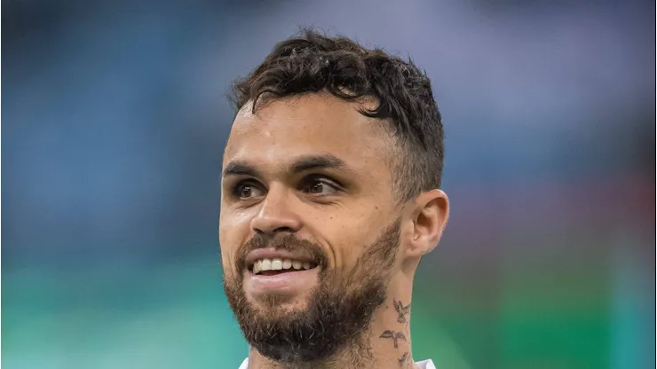 Michael está chegando ao Flamengo para reforçar elenco de Tite