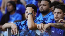 Torcida do Cruzeiro lamenta situacao da equipe, xinga equipe durante partida contra o Vitória no estádio Barradão, Salvador (BA)