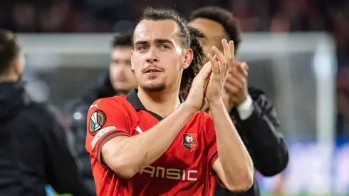 Arthur Theate, zagueiro do Rennes emprestado para o Eintracht Frankfurt.