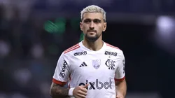 Arrascaeta durante o jogo entre Palmeiras x Flamengo