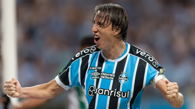 Grêmio pode ter Pedro Geromel entre os 11.