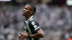 Alisson em campo no empate com o Cuiabá