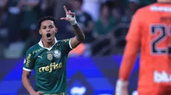 Lázaro chegou a balançar as redes pelo Palmeiras, mas gol foi anulado pelo VAR no Choque-Rei