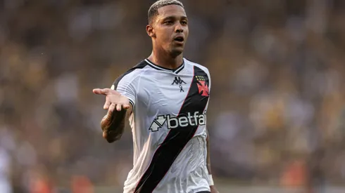 David, do Vasco, terá concorrência no ataque