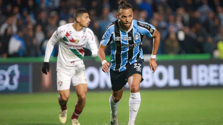 Vidente crava vencedor do duelo entre Tricolores pelas oitavas de finais de Copa Libertadores. Foto: Maxi Franzoi/AGIF