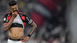 Bruno Henrique jogador do Flamengo lamenta durante partida contra o Botafogo. Foto: Thiago Ribeiro/AGIF