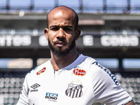 Técnico do Santos é cobrado por ausência de Patrick