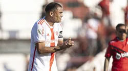 Zagueiro do Colorado durante a derrota na 23ª rodada