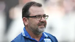 Enderson Moreira durante jogo disputado na Vila Belmiro. Foto: Reinaldo Campos/AGIF