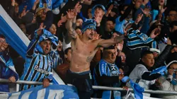 Torcida do Gremio apreensiva durante partida pela Libertadores 2024.