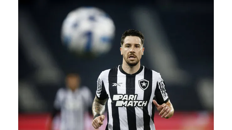 Gustavo Sauer do Botafogo foi oferecido ao Santos