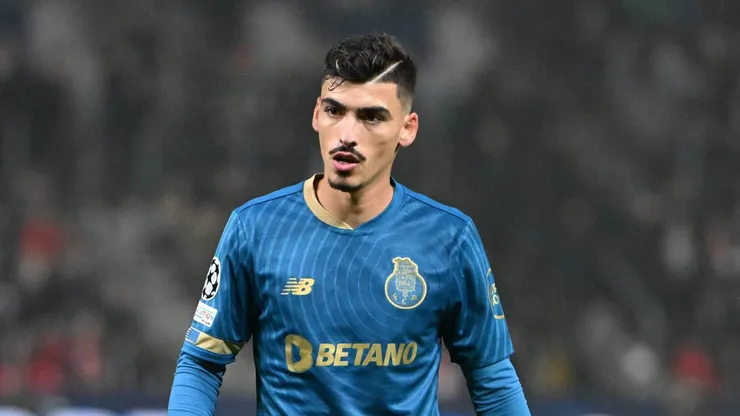 André Franco atuando com a camisa do Porto.