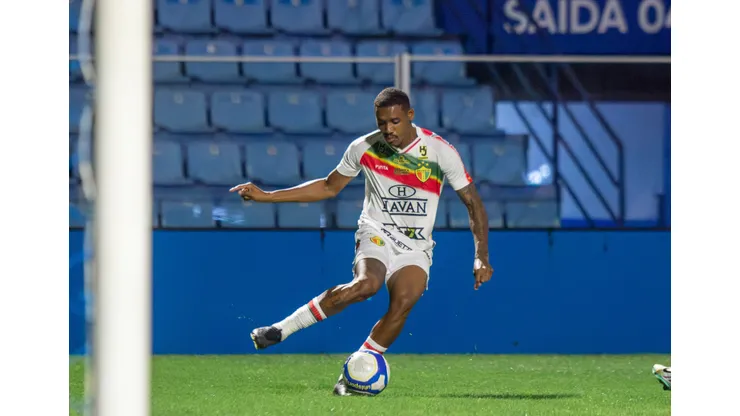 Brusque e Coritiba se enfrentam na 21ª rodada da Série B.