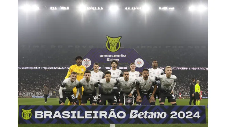 Jogadores do Corinthians. (Foto de Ricardo Moreira/Getty Images)