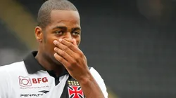 Dedé despontou no profissional com camisa do Vasco