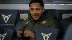 Vitor Roque foi especulado mo Flamengo. Atacante está de saída do Barcelona