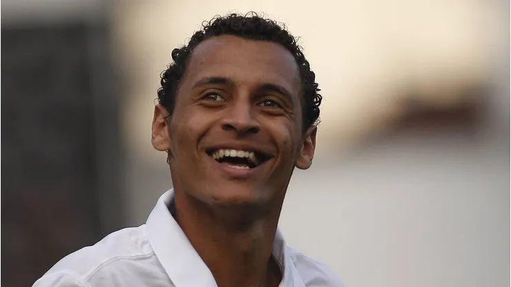 Alan Patrick, meia revelado pelo Santos