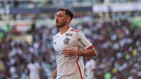 Matias Viña terá substituto no Flamengo
