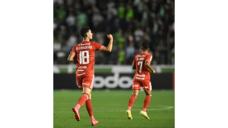 Internacional fecha acordo com clube espanhol por atacante