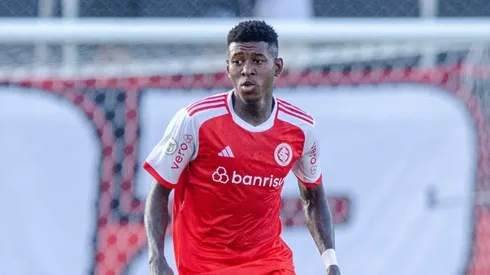 Vitão em ação pelo Internacional - Foto: Jhony Pinho/AGIF