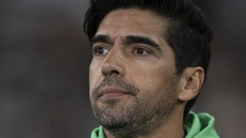 Treinador foi alvo de críticas da torcida. Jorge Rodrigues/AGIF.