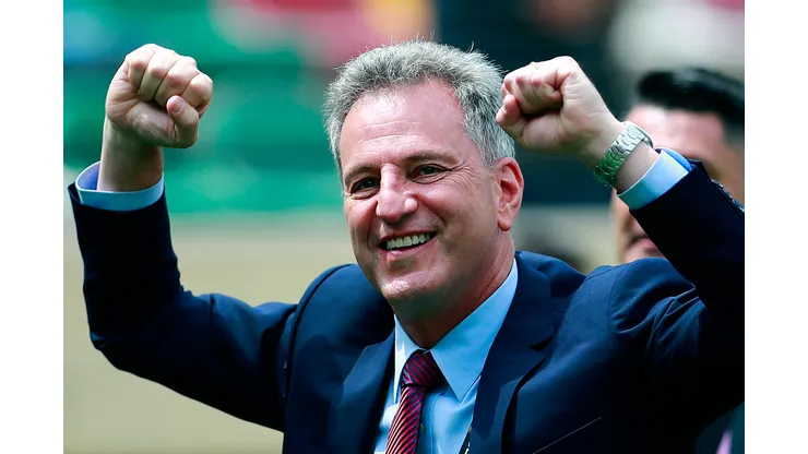 LIMA, PERU - NOVEMBER 23: Rodolfo Landim President of Flamengo smiles prior to the final match of Copa CONMEBOL Libertadores 2019 between Flamengo and River Plate at Estadio Monumental on November 23, 2019 in Lima, Peru. (Photo by Daniel Apuy/Getty Images)
