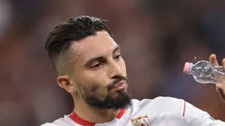 Alex Telles, ex-Sevilla, vai ficar na Arábia Saudita.