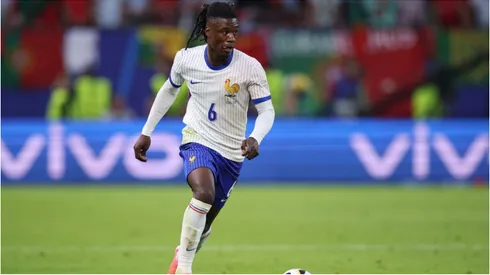 Foto: Alex Grimm/Getty Images - Camavinga em jogo da França.