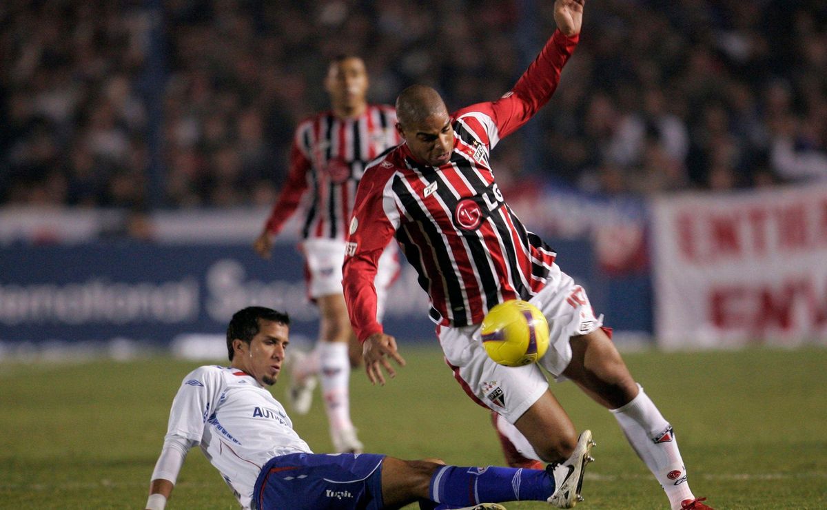São Paulo nunca perdeu para o Nacional; veja histórico e odds