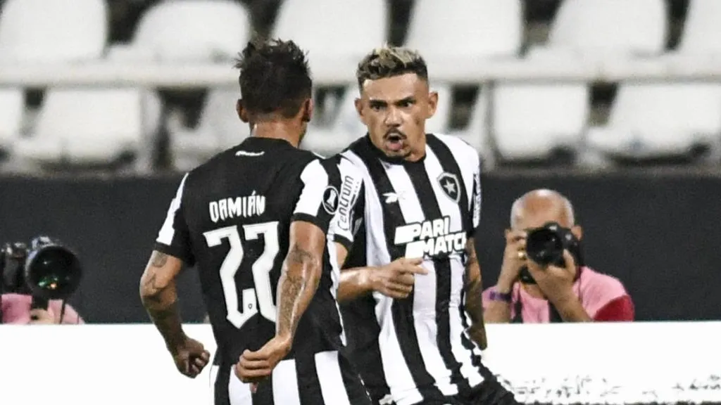Tiquinho Soares/ Botafogo