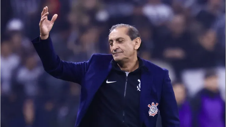 Corinthians ainda não deslanchou com Ramón Díaz.