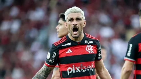 Tite prepara mudança importante no elenco, mas Arrascaeta permanece