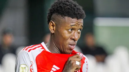 Vitão tem novo cenário na mesa de negociação