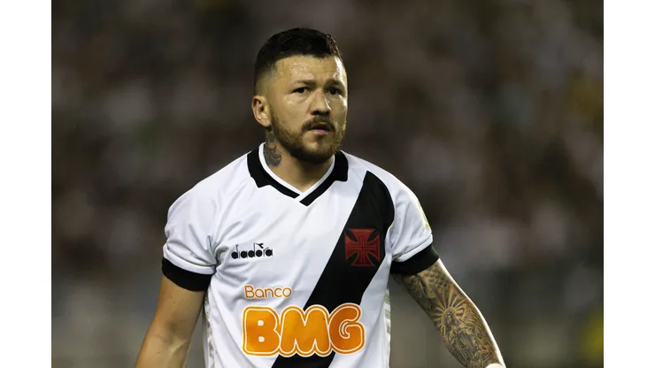 Rossi do Vasco já foi oferecido ao Santos