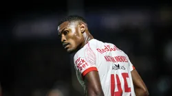 Bragantino e Corinthians duelam pela Sul-Americana.