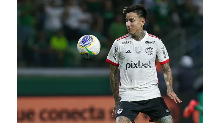 Erick Pulgar of Flamengo, jogador do Flamengo durante partida da Copa do Brasil contra o Palmeiras no Allianz Park- 2024
