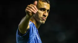 João Schmidt tem contrato no Santos até dezembro e papo inicial por renovação não foi bom, informa portal