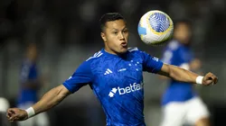 Marlon em ação como titular no Cruzeiro. Foto: Jorge Rodrigues/AGIF