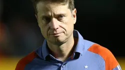 RIO DE JANEIRO, BRAZIL - JUNE 16: Coach Fernando Seabra of Cruzeiro looks on prior to the match between Vasco da Gama and Cruzeiro as part of Brasileirao 2024 at Sao Januario Stadium on June 16, 2024 in Rio de Janeiro, Brazil. (Photo by Wagner Meier/Getty Images)