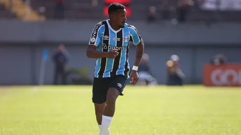 Edenilson foi titular durante o jogo com o Cuiabá
