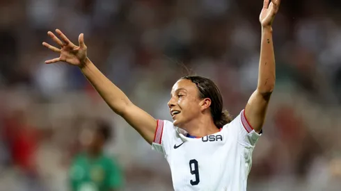 Swanson comemorando gol nos jogos Olímpicos 2024 (Photo by Marc Atkins/Getty Images)