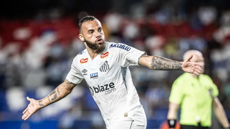 Atacante anotou o único gol da partida. Divulgação/Santos FC.