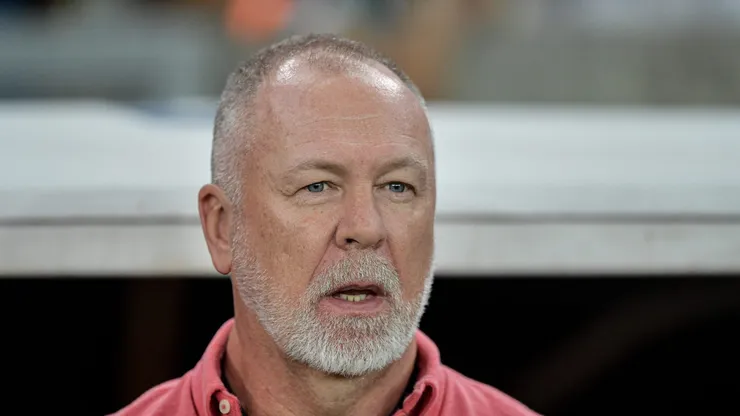Mano Menezes tem dúvidas para escalar o Fluminense