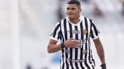 Coritiba e Ponte Preta duelam pela 20ª rodada da Série B.