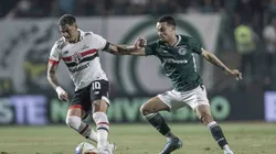Luciano em ação no jogo entre Goiás x São Paulo