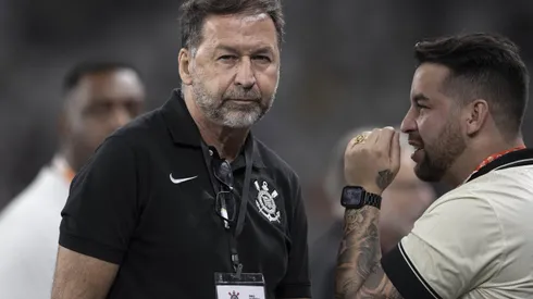 Augusto Melo querr comprar jogador do Flamengo