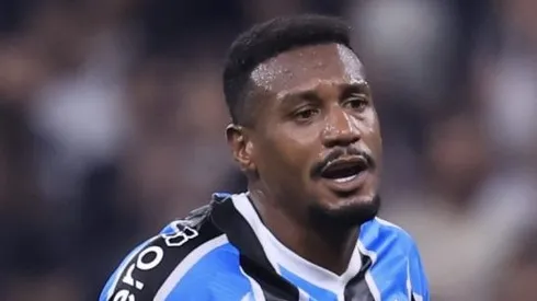 Edenílson admitiu o erro que cometeu