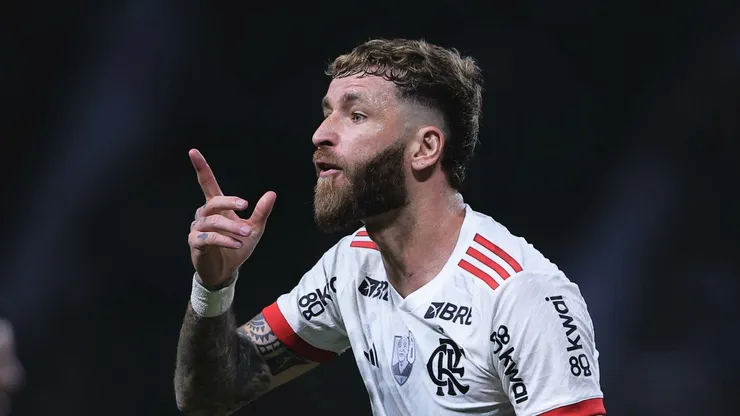 Léo Pereira foi o grande xerife da defesa. Foto: Ettore Chiereguini/AGIF